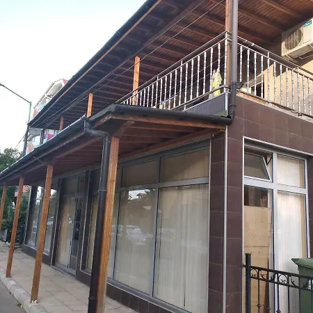 Ravda Apartment *