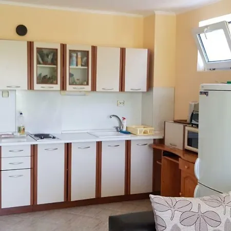 Апартаменты Ravda Apartment *